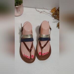 Tan Sole with Patterned Design